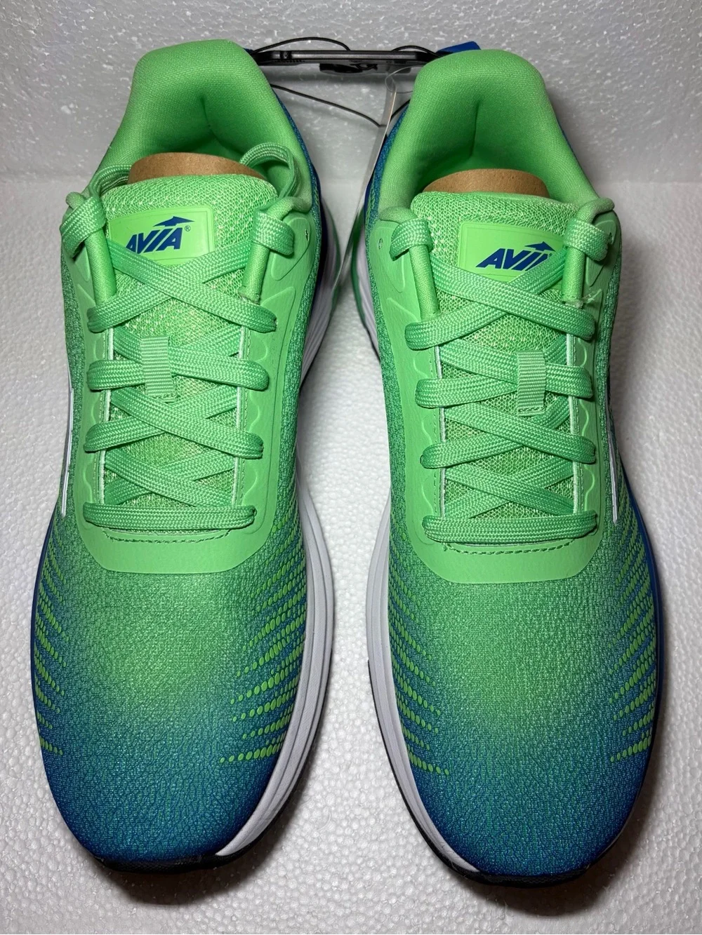 Avia men’s Hypersonic Gel Running Shoes size 11 green & Blue